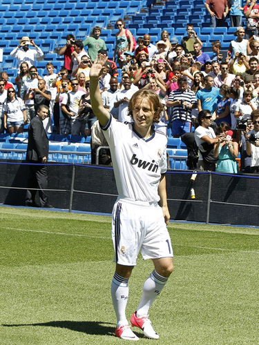 罗哥最后一次戴帽是对阵热刺，没想之后热刺就成了曼联的苦主