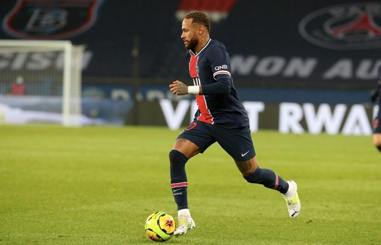 比肩传奇，姆巴佩成皇马队史第四位欧冠上演大四喜的球员