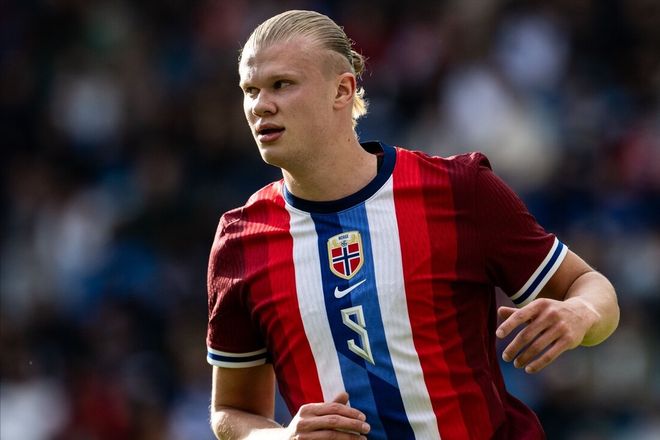 足球报：韩帅集体离潮，新赛季中超或迎“零韩帅”时代（足球报：韩籍教头纷纷离任，中超新赛季或将步入无韩帅时代）