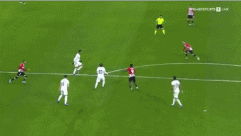 英超第14轮：切尔西1-3利兹联两场不胜 托辛失误送礼帕尔默复出