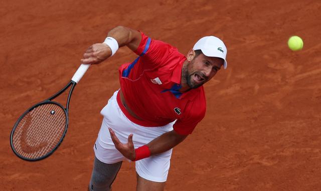 在缺席两个 在缺席两个